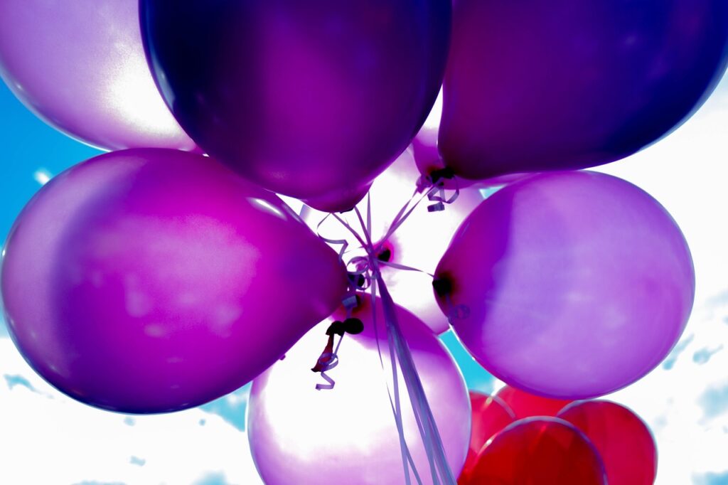 香水を誕生日プレゼントにする際の予算はどのくらいが適切？